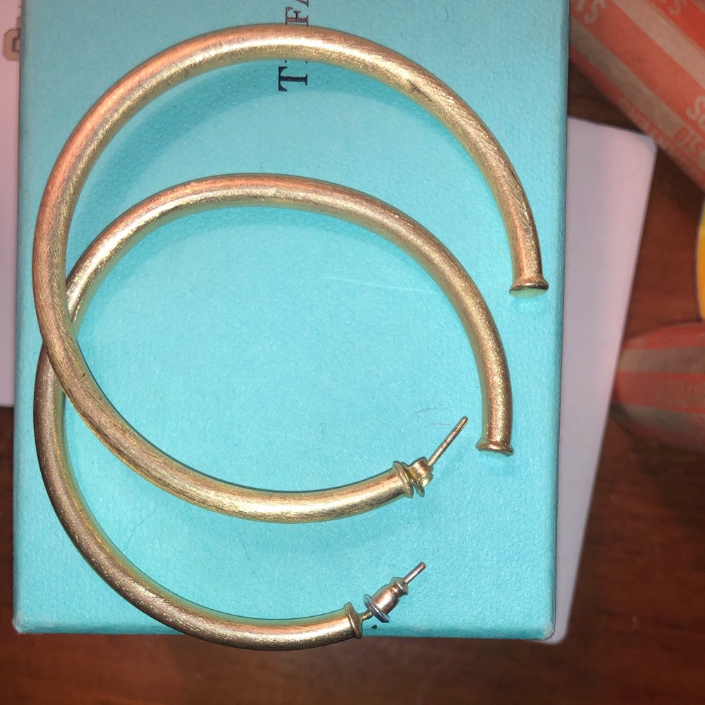 Sheila hoops